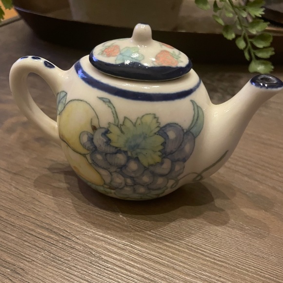 Mini bunny Tea pot - Picture 7 of 7